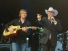 Country Singer Jack Ingram\'s Guitar Fetches $7,000