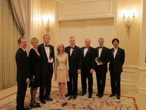(L to R) David Schnetzer, President, Japan-America Society of Dallas/Fort Worth, Christiana Stich, John M. Stich, Honorary Consul General of Japan at Dallas, Rosie Moncrief, Honorable Fort Worth Mayor Mike Moncrief, Mike Jones, President and Auctioneer, United Country Auction Services and Classic Auctioneers, Thomas W. Horton, President of AMR Corporation and American Airlines, Inc., The Honorable Takahiko Watabe, Deputy Consul-General of Japan.